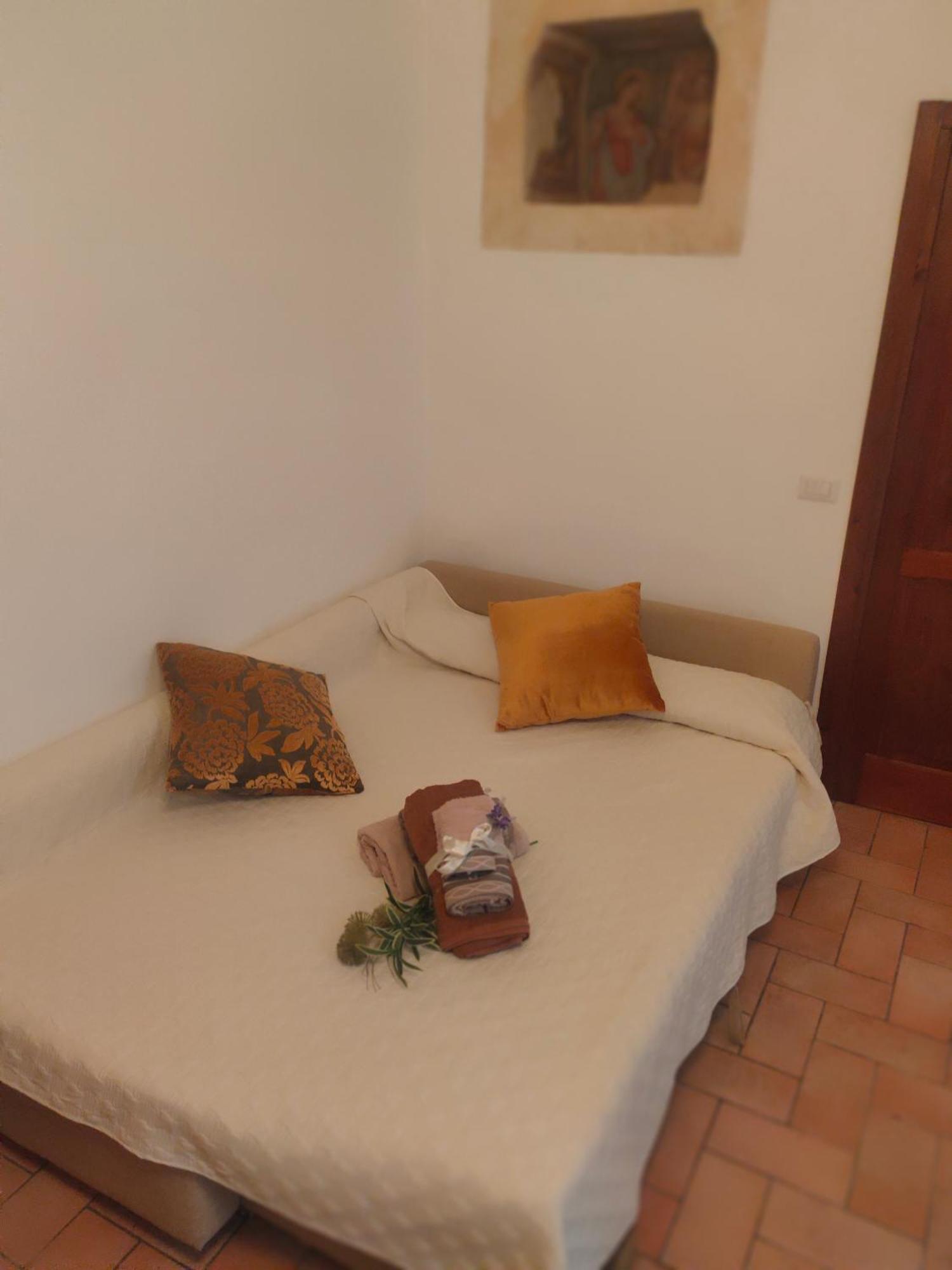 La Casa Di Miri Apartment Foligno Luaran gambar